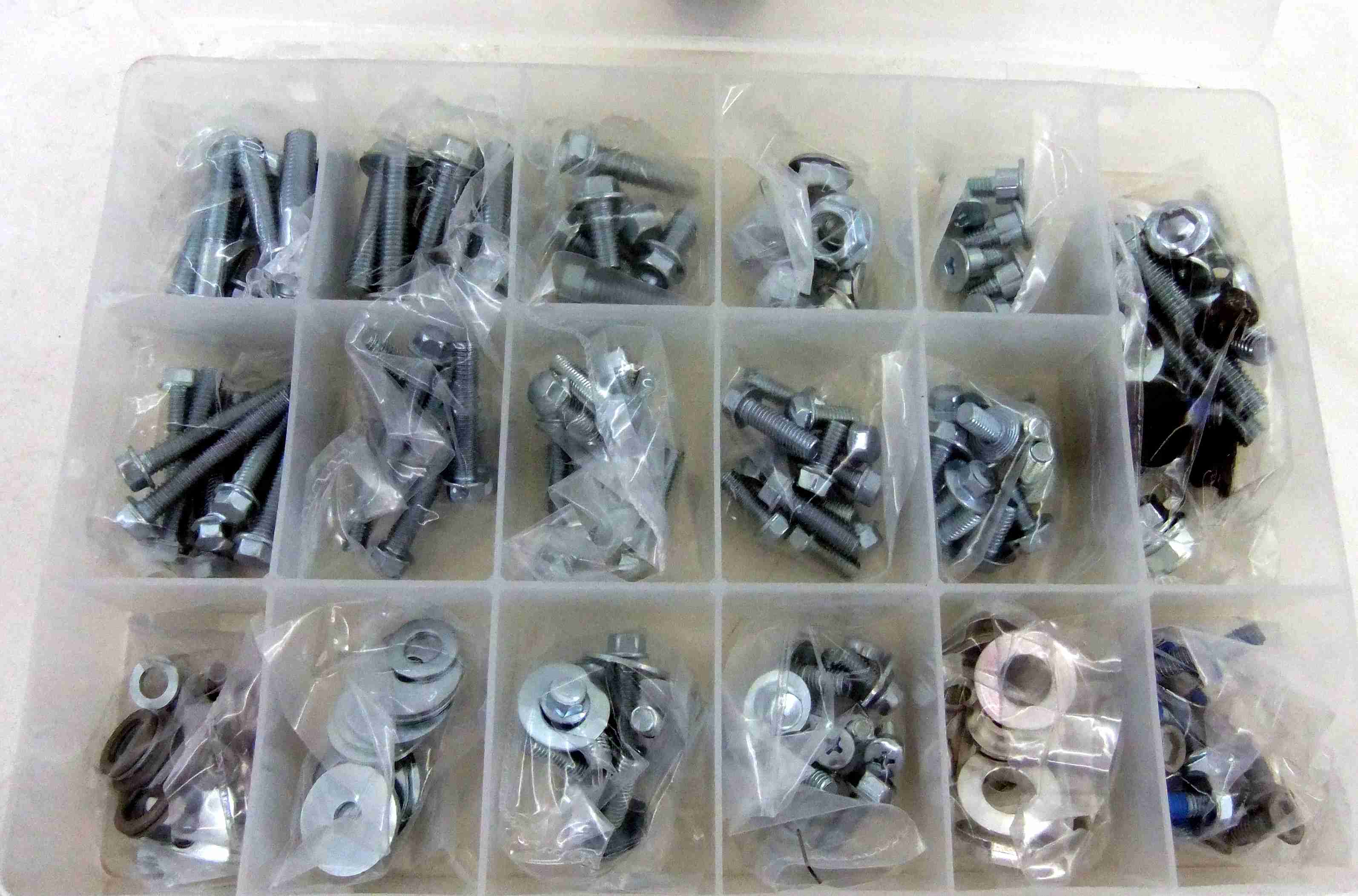 SCHREMS FACTORY SET OF BOLTS AND WASHERS, 160 PIECES ALL YAMAHA YZ/YZ-F MODELLE
